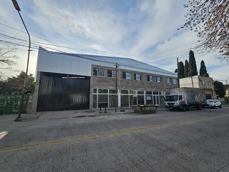 Depósito en venta · Villa Sarmiento, Morón, GBA Oeste, Provincia de Buenos Aires Depósito en venta · Villa Sarmiento, Morón, GBA Oeste, Provincia de Buenos Aires
