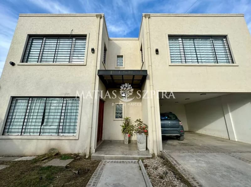 Casa en venta · Francisco Alvarez, Moreno, GBA Oeste, Provincia de Buenos Aires Casa en venta · Francisco Alvarez, Moreno, GBA Oeste, Provincia de Buenos Aires