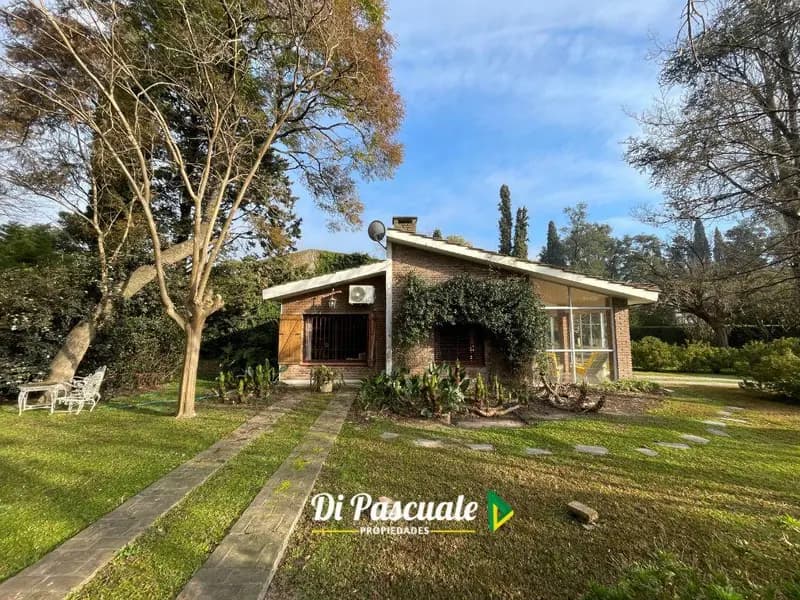 Casa en venta · La Reja, Moreno, GBA Oeste, Provincia de Buenos Aires Casa en venta · La Reja, Moreno, GBA Oeste, Provincia de Buenos Aires