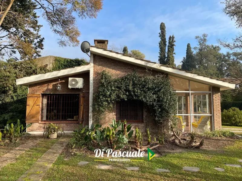 Casa en venta · La Reja, Moreno, GBA Oeste, Provincia de Buenos Aires Casa en venta · La Reja, Moreno, GBA Oeste, Provincia de Buenos Aires