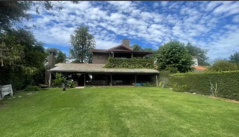 Casa en venta · Pacheco, GBA Norte, Provincia de Buenos Aires Casa en venta · Pacheco, GBA Norte, Provincia de Buenos Aires