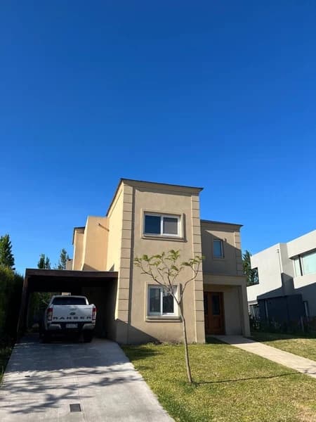 Casa en venta · Los Castaños, Nordelta, Tigre, GBA Norte, Provincia de Buenos Aires Casa en venta · Los Castaños, Nordelta, Tigre, GBA Norte, Provincia de Buenos Aires