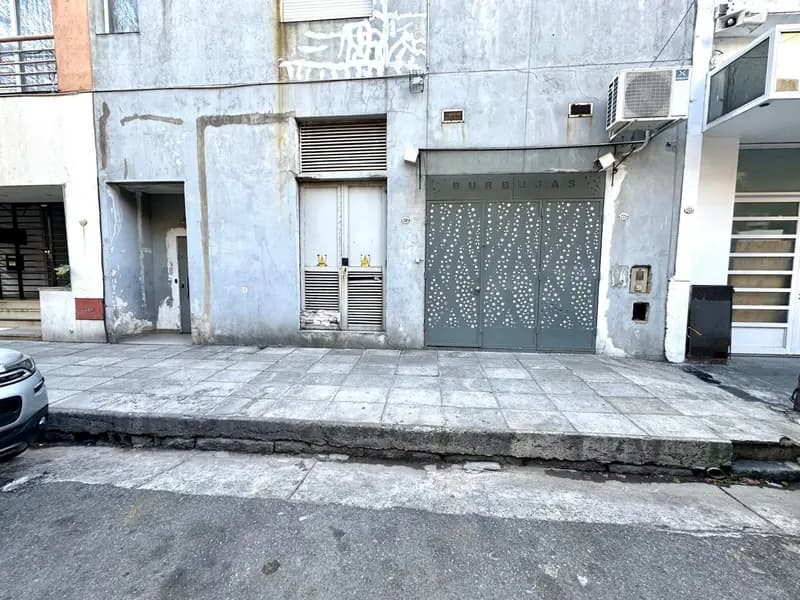 Comercio en venta · La Boca, CABA Comercio en venta · La Boca, CABA