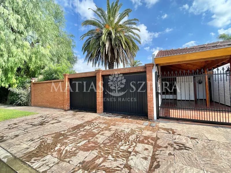 Casa en venta · Castelar Norte, Castelar, Morón, GBA Oeste, Provincia de Buenos Aires Casa en venta · Castelar Norte, Castelar, Morón, GBA Oeste, Provincia de Buenos Aires
