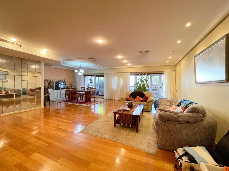 Casa en venta · Almagro, CABA Casa en venta · Almagro, CABA