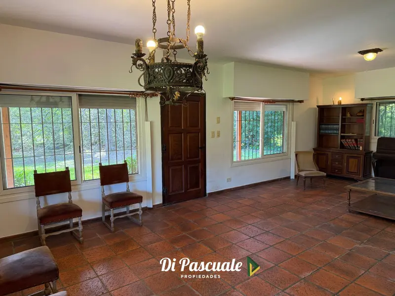 Casa en venta · La Reja, Moreno, GBA Oeste, Provincia de Buenos Aires Casa en venta · La Reja, Moreno, GBA Oeste, Provincia de Buenos Aires