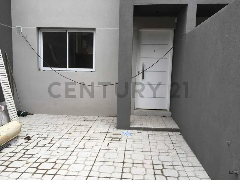 Casa en venta · Temperley, Lomas de Zamora, GBA Sur, Provincia de Buenos Aires Casa en venta · Temperley, Lomas de Zamora, GBA Sur, Provincia de Buenos Aires