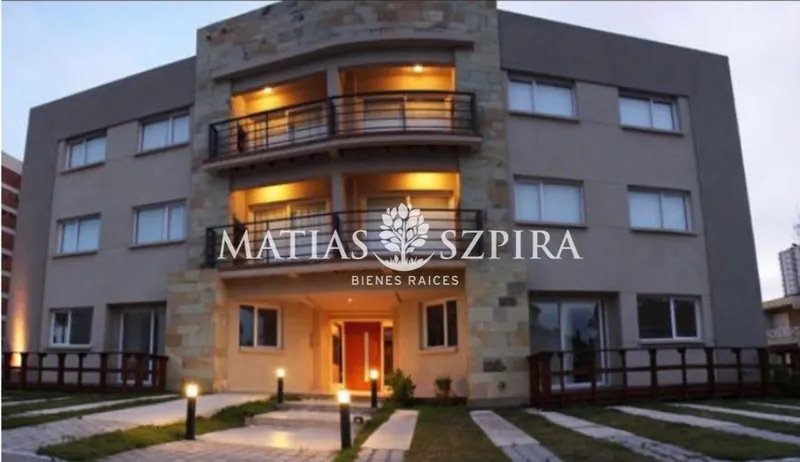 Departamento en venta · Pinamar, Costa Atlántica, Provincia de Buenos Aires Departamento en venta · Pinamar, Costa Atlántica, Provincia de Buenos Aires