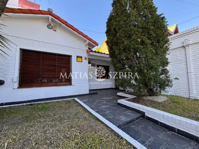 Casa en venta · Moreno, Moreno, GBA Oeste, Provincia de Buenos Aires Casa en venta · Moreno, Moreno, GBA Oeste, Provincia de Buenos Aires