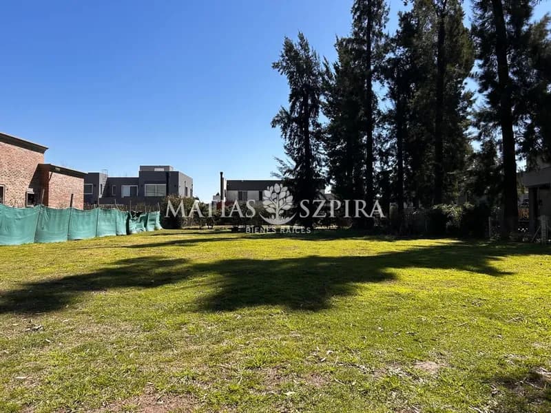 Terreno en venta · Weston, Moreno, GBA Oeste, Provincia de Buenos Aires Terreno en venta · Weston, Moreno, GBA Oeste, Provincia de Buenos Aires