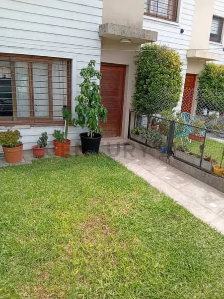 Casa en venta · Adrogué, Almirante Brown, GBA Sur, Provincia de Buenos Aires Casa en venta · Adrogué, Almirante Brown, GBA Sur, Provincia de Buenos Aires