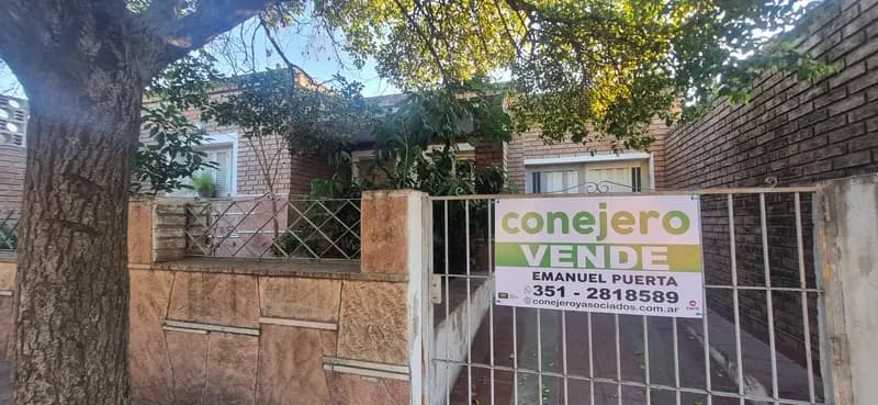 Casa en venta · Caceres, Córdoba Capital, Córdoba Casa en venta · Caceres, Córdoba Capital, Córdoba