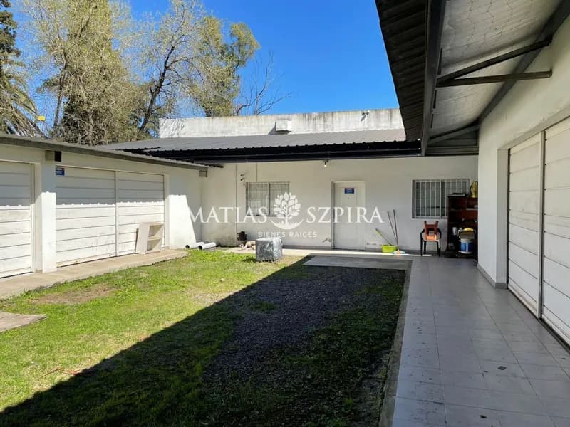 Depósito en venta · Villa Gobernador Udaondo, Ituzaingó, GBA Oeste, Provincia de Buenos Aires Depósito en venta · Villa Gobernador Udaondo, Ituzaingó, GBA Oeste, Provincia de Buenos Aires