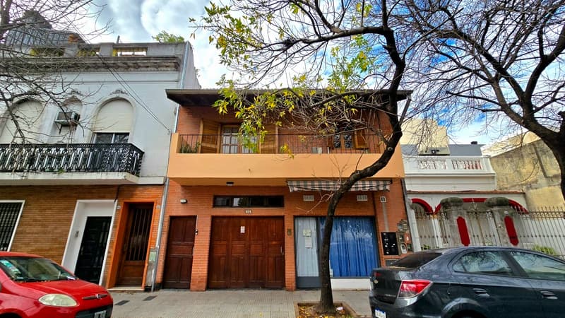 Casa en venta · Flores, CABA Casa en venta · Flores, CABA
