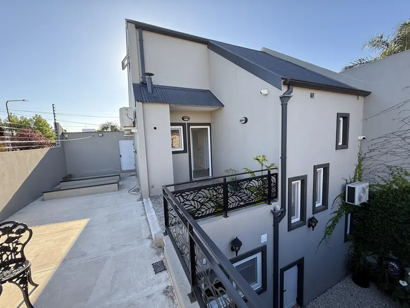 Casa en venta · Ramos Mejia, La Matanza, GBA Oeste, Provincia de Buenos Aires Casa en venta · Ramos Mejia, La Matanza, GBA Oeste, Provincia de Buenos Aires