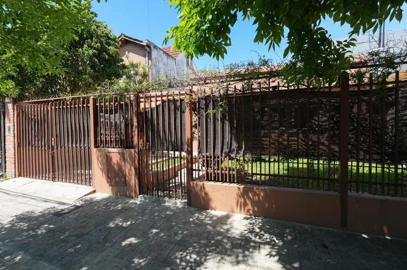 Casa en venta · El Palomar, Morón, GBA Oeste, Provincia de Buenos Aires Casa en venta · El Palomar, Morón, GBA Oeste, Provincia de Buenos Aires
