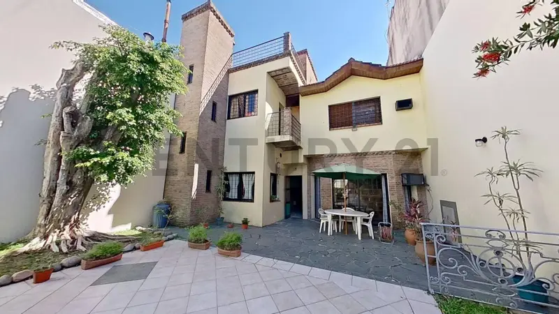 Casa en venta · Almagro, CABA Casa en venta · Almagro, CABA