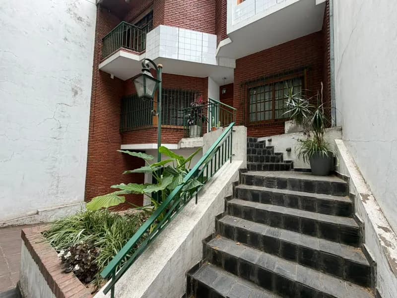 Casa en venta · Villa Luro, CABA Casa en venta · Villa Luro, CABA
