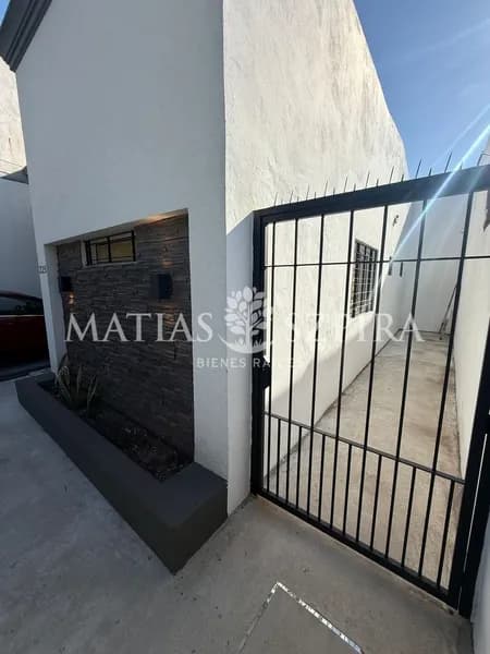 Casa en venta · Ituzaingó Norte, Ituzaingó, GBA Oeste, Provincia de Buenos Aires Casa en venta · Ituzaingó Norte, Ituzaingó, GBA Oeste, Provincia de Buenos Aires