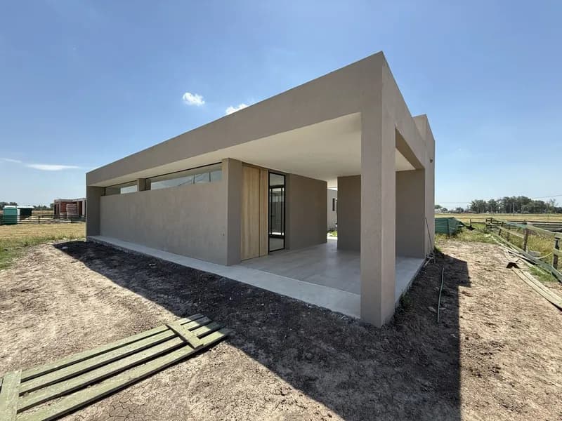 Casa en venta · San Vicente, GBA Sur, Provincia de Buenos Aires Casa en venta · San Vicente, GBA Sur, Provincia de Buenos Aires