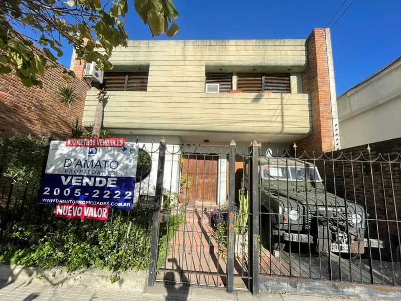 Casa en venta · Villa Devoto, CABA Casa en venta · Villa Devoto, CABA
