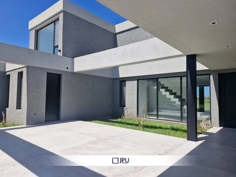Casa en venta · El Cantón, Escobar, GBA Norte, Provincia de Buenos Aires Casa en venta · El Cantón, Escobar, GBA Norte, Provincia de Buenos Aires