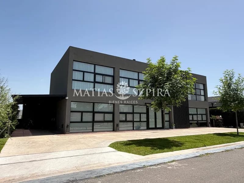 Casa en venta · Solar de Álvarez, Francisco Alvarez, Moreno, GBA Oeste, Provincia de Buenos Aires Casa en venta · Solar de Álvarez, Francisco Alvarez, Moreno, GBA Oeste, Provincia de Buenos Aires