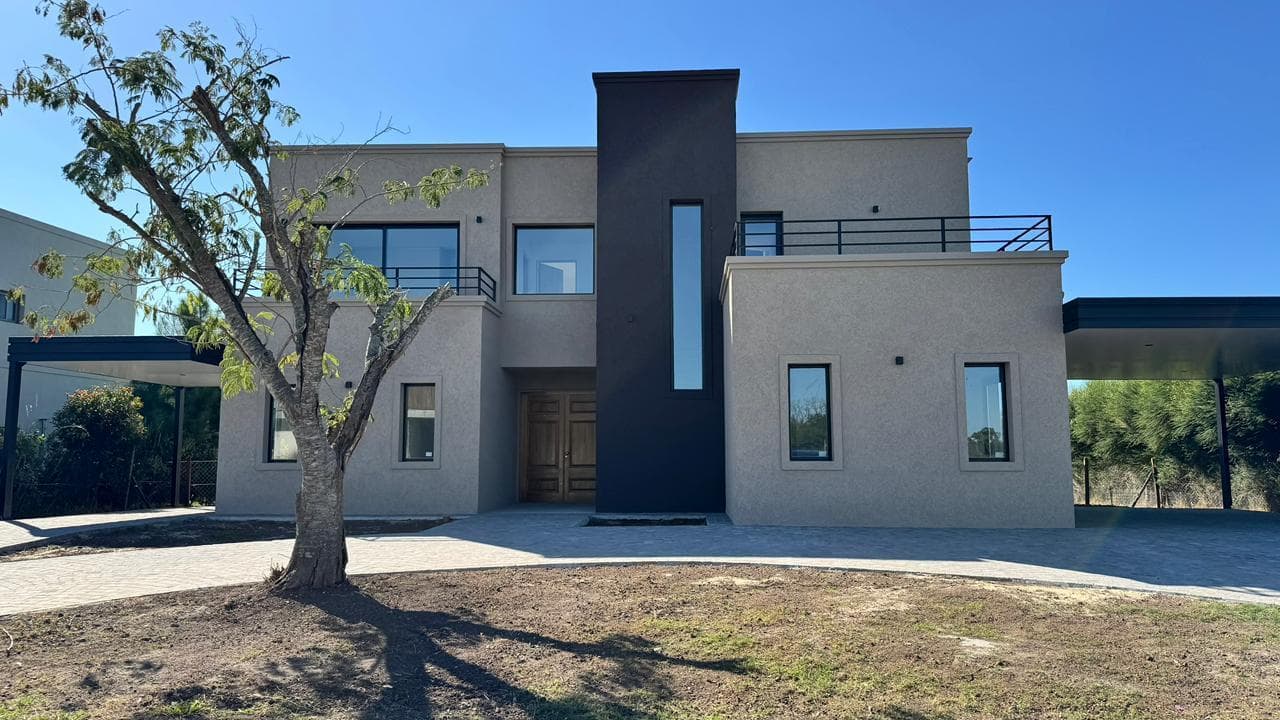 Casa en venta · El Molino Norte, Haras Santa María, Escobar, GBA Norte, Provincia de Buenos Aires Casa en venta · El Molino Norte, Haras Santa María, Escobar, GBA Norte, Provincia de Buenos Aires