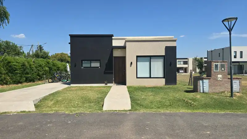 Casa en venta · Barrio El Aljibe, Manzanares, Pilar, GBA Norte, Provincia de Buenos Aires Casa en venta · Barrio El Aljibe, Manzanares, Pilar, GBA Norte, Provincia de Buenos Aires