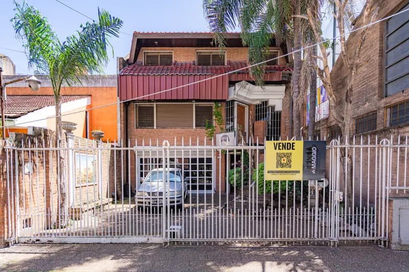 Casa en venta · Ramos Mejia, La Matanza, GBA Oeste, Provincia de Buenos Aires Casa en venta · Ramos Mejia, La Matanza, GBA Oeste, Provincia de Buenos Aires
