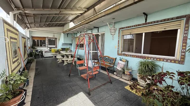 Casa en venta · Vélez Sarsfield, CABA Casa en venta · Vélez Sarsfield, CABA