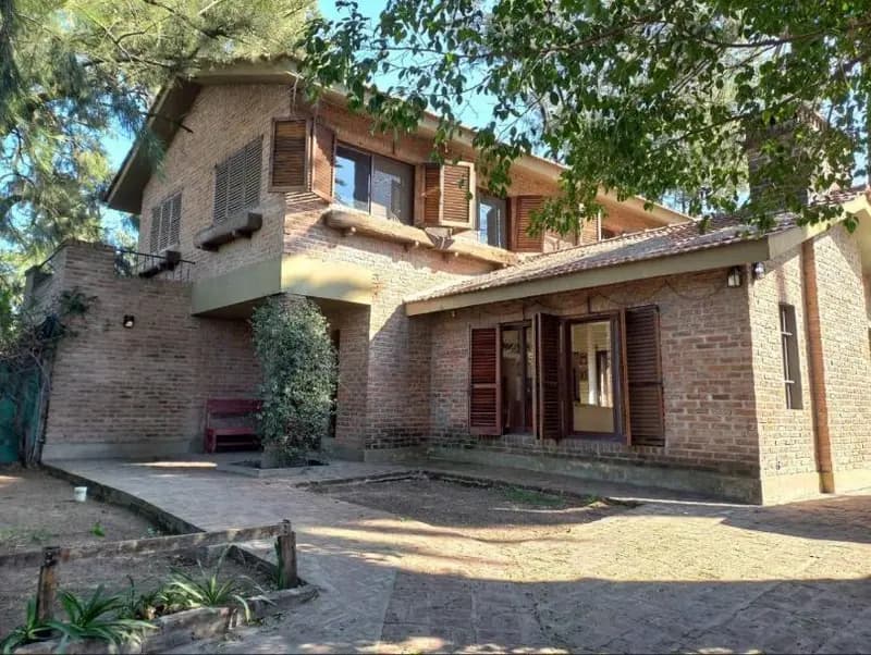 Casa en venta · Bella Vista, San Miguel, GBA Norte, Provincia de Buenos Aires Casa en venta · Bella Vista, San Miguel, GBA Norte, Provincia de Buenos Aires