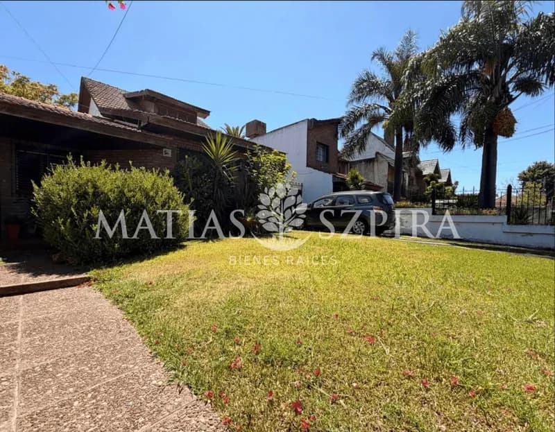 Casa en venta · Castelar, Morón, GBA Oeste, Provincia de Buenos Aires Casa en venta · Castelar, Morón, GBA Oeste, Provincia de Buenos Aires