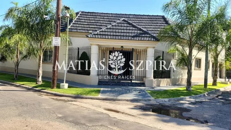 Casa en venta · Ciudad Evita, La Matanza, GBA Oeste, Provincia de Buenos Aires Casa en venta · Ciudad Evita, La Matanza, GBA Oeste, Provincia de Buenos Aires