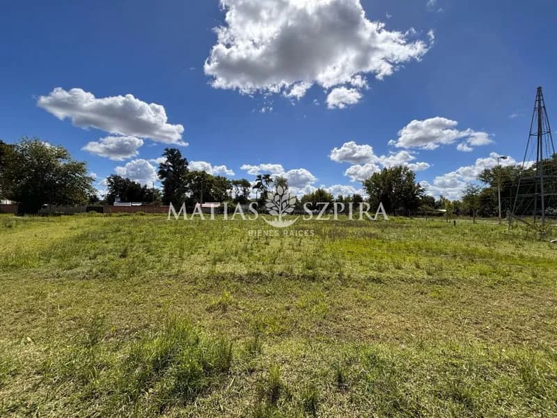 Terreno en venta · General Rodriguez, GBA Oeste, Provincia de Buenos Aires Terreno en venta · General Rodriguez, GBA Oeste, Provincia de Buenos Aires