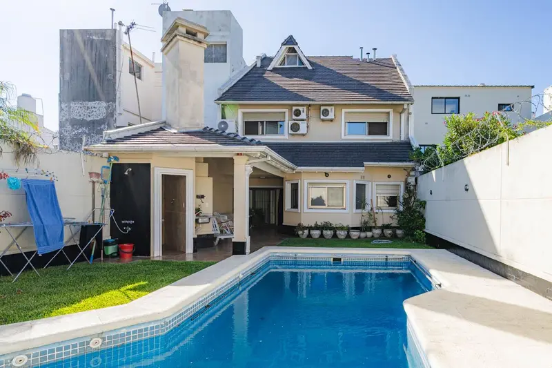 Casa en venta · Ramos Mejia, La Matanza, GBA Oeste, Provincia de Buenos Aires Casa en venta · Ramos Mejia, La Matanza, GBA Oeste, Provincia de Buenos Aires