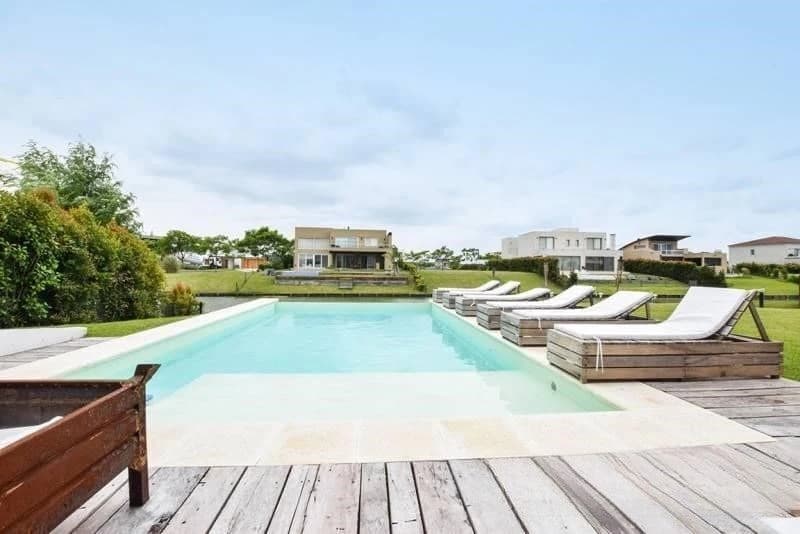 Casa en venta · El Golf, Nordelta, Tigre, GBA Norte, Provincia de Buenos Aires Casa en venta · El Golf, Nordelta, Tigre, GBA Norte, Provincia de Buenos Aires