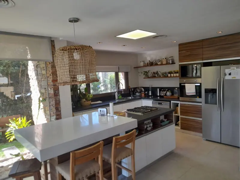Casa en venta · Saint Thomas Este-Oeste, Esteban Echeverría, GBA Sur, Provincia de Buenos Aires Casa en venta · Saint Thomas Este-Oeste, Esteban Echeverría, GBA Sur, Provincia de Buenos Aires