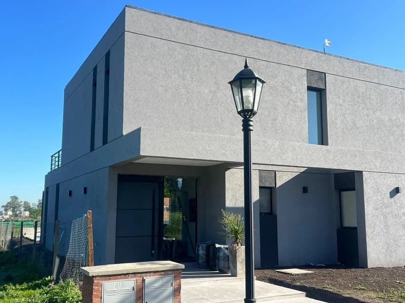 Casa en venta · Pilar, GBA Norte, Provincia de Buenos Aires Casa en venta · Pilar, GBA Norte, Provincia de Buenos Aires