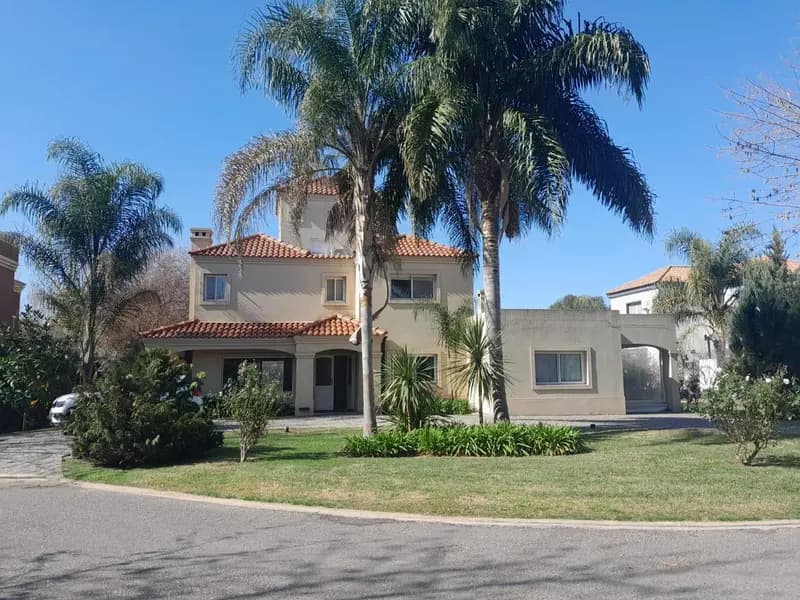 Casa en venta · Los Puentes, Luján, GBA Oeste, Provincia de Buenos Aires Casa en venta · Los Puentes, Luján, GBA Oeste, Provincia de Buenos Aires