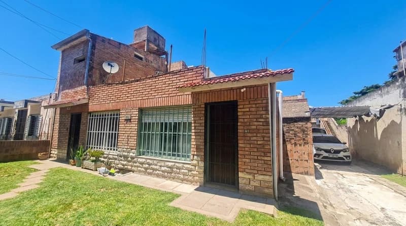 Casa en venta · Santa Isabel I, Córdoba Capital, Córdoba Casa en venta · Santa Isabel I, Córdoba Capital, Córdoba