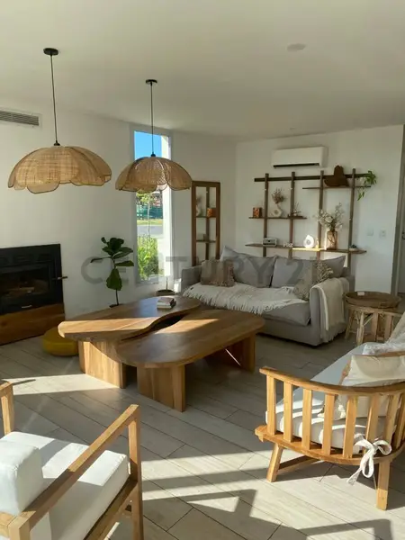 Casa en venta · El Cazador, Escobar, GBA Norte, Provincia de Buenos Aires Casa en venta · El Cazador, Escobar, GBA Norte, Provincia de Buenos Aires