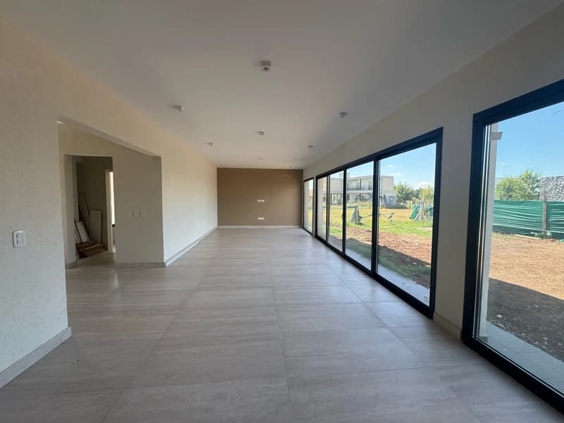 Casa en venta · Haras Santa María, Escobar, GBA Norte, Provincia de Buenos Aires Casa en venta · Haras Santa María, Escobar, GBA Norte, Provincia de Buenos Aires