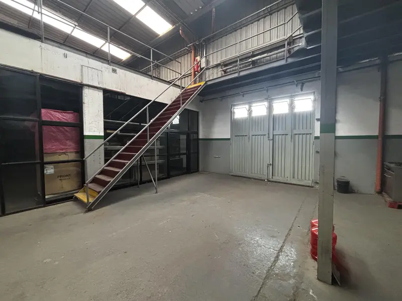 Depósito en alquiler · Banfield, Lomas de Zamora, GBA Sur, Provincia de Buenos Aires Depósito en alquiler · Banfield, Lomas de Zamora, GBA Sur, Provincia de Buenos Aires