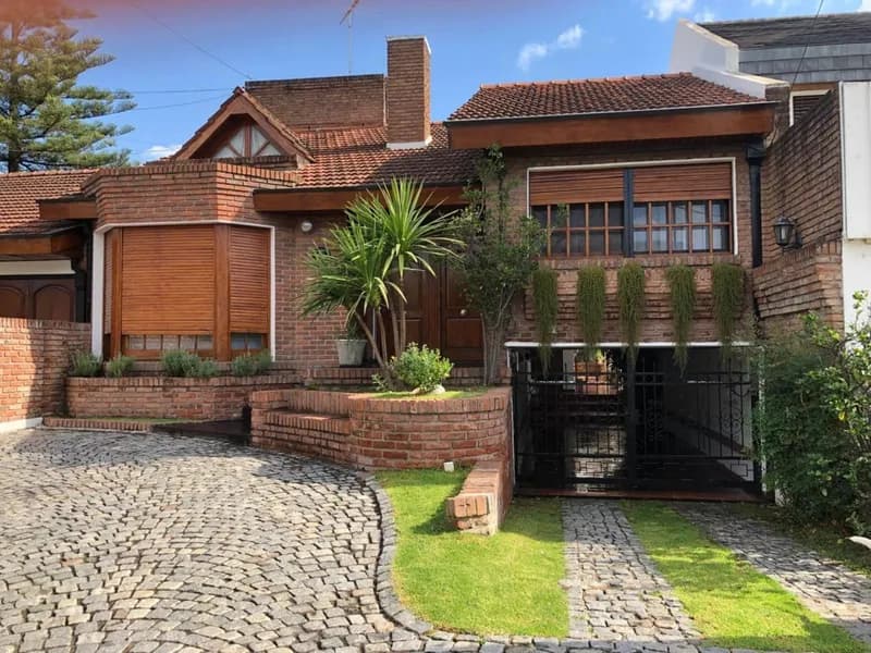 Casa en venta · Moreno, GBA Oeste, Provincia de Buenos Aires Casa en venta · Moreno, GBA Oeste, Provincia de Buenos Aires