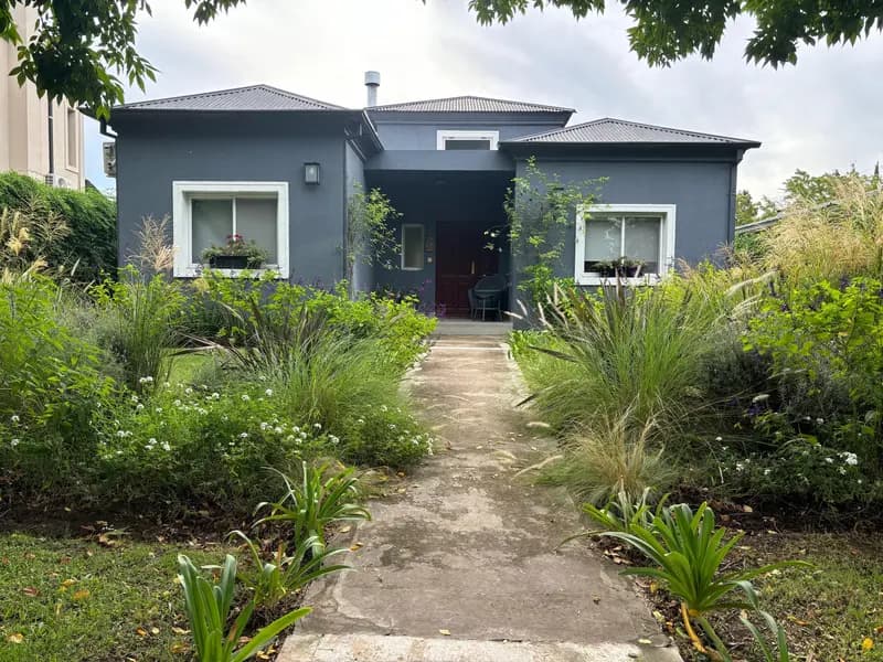 Casa en venta · Santa María de los Olivos, Malvinas Argentinas, GBA Norte, Provincia de Buenos Aires Casa en venta · Santa María de los Olivos, Malvinas Argentinas, GBA Norte, Provincia de Buenos Aires