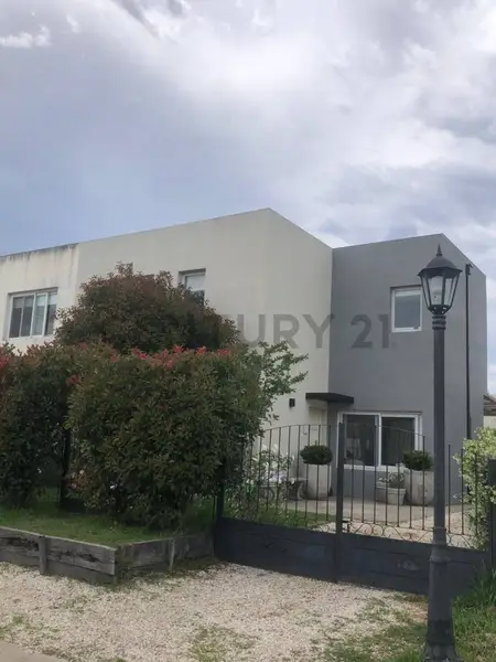 Casa en venta · Benavidez, Tigre, GBA Norte, Provincia de Buenos Aires Casa en venta · Benavidez, Tigre, GBA Norte, Provincia de Buenos Aires