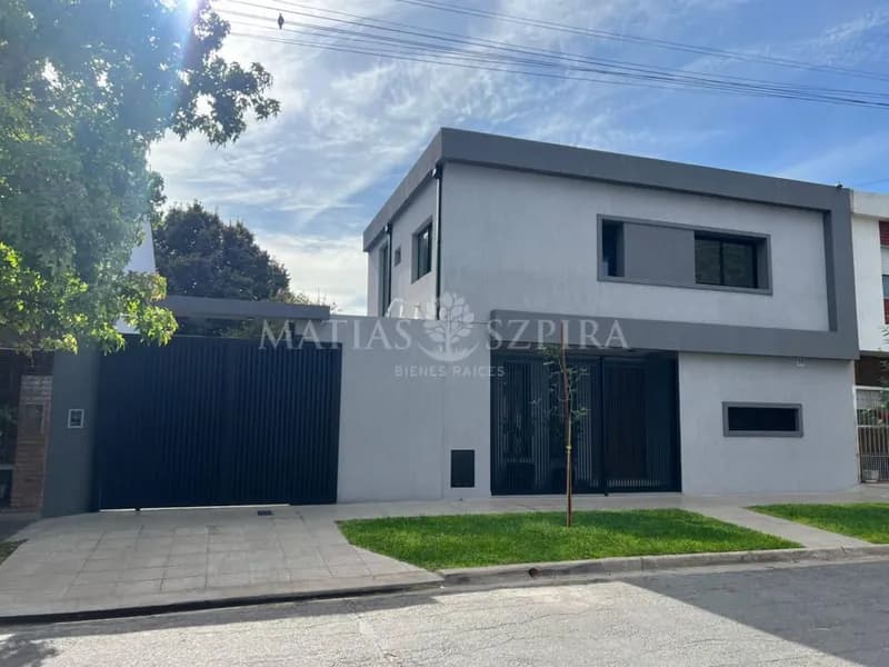 Casa en venta · San Antonio de Padua, Merlo, GBA Oeste, Provincia de Buenos Aires Casa en venta · San Antonio de Padua, Merlo, GBA Oeste, Provincia de Buenos Aires