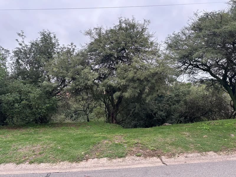 Terreno en venta · Cinco lomas, Villa Warcalde, La Calera, Colon, Córdoba Terreno en venta · Cinco lomas, Villa Warcalde, La Calera, Colon, Córdoba