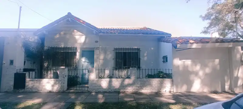 Casa en venta · San Isidro, GBA Norte, Provincia de Buenos Aires Casa en venta · San Isidro, GBA Norte, Provincia de Buenos Aires